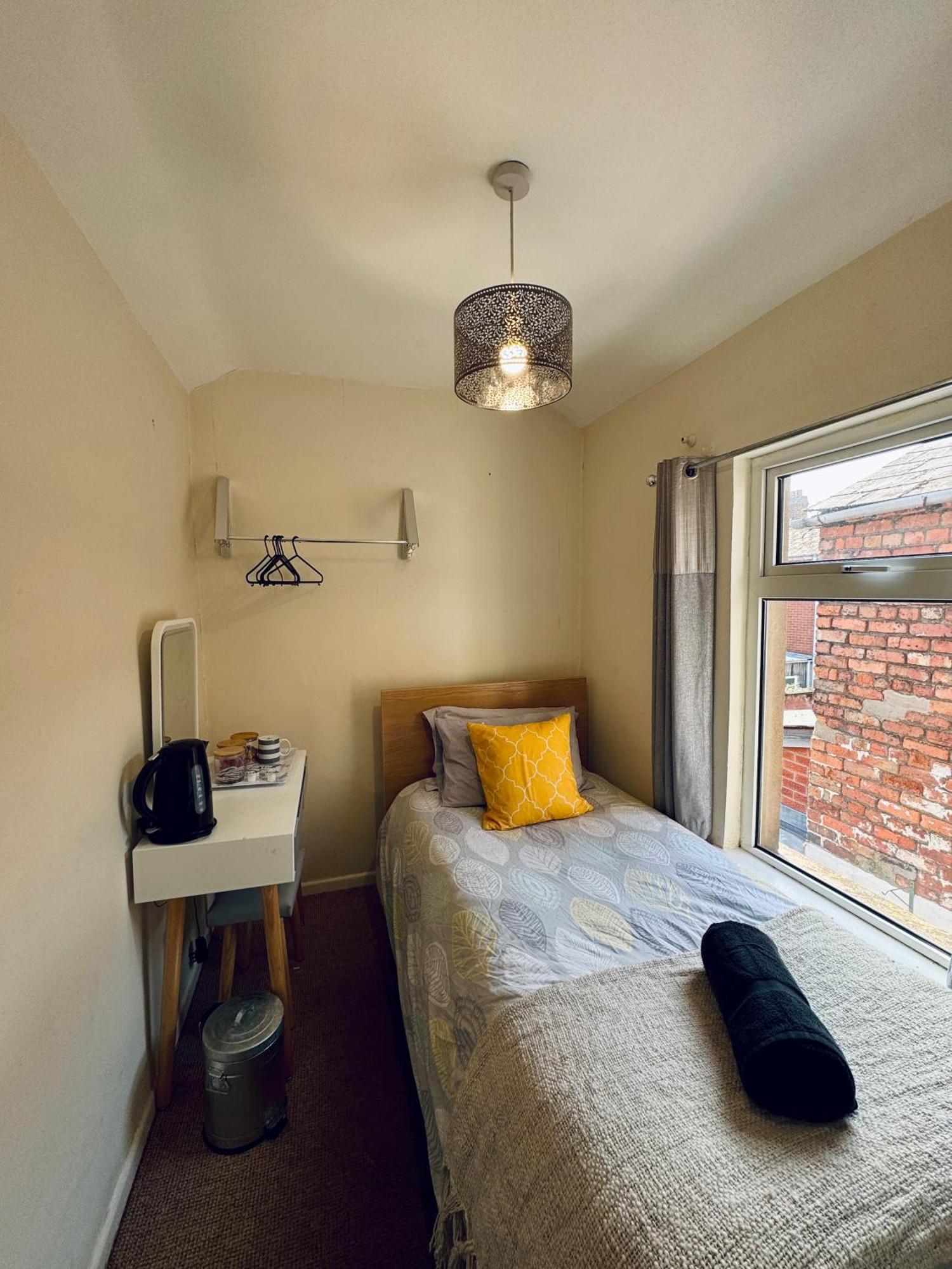 Séjour chez l'habitant House In Lisburn Road *